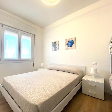 Апартаменты Maria Luisa - Piazza Mazzini - 30 Mt Dal Mare - Jesolo Экстерьер фото